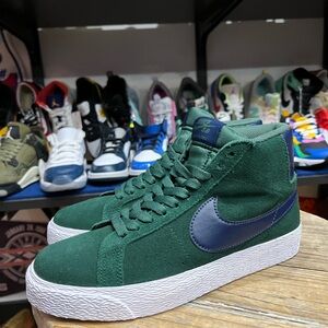 Nike SB Zoom Blazer Mid 'Noble Green' shoe 6